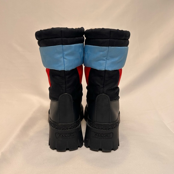 COACH WINTER BOOTS! - Picture 5 of 11